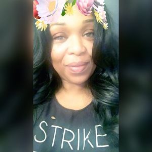 Meet your Posher, Kenisha